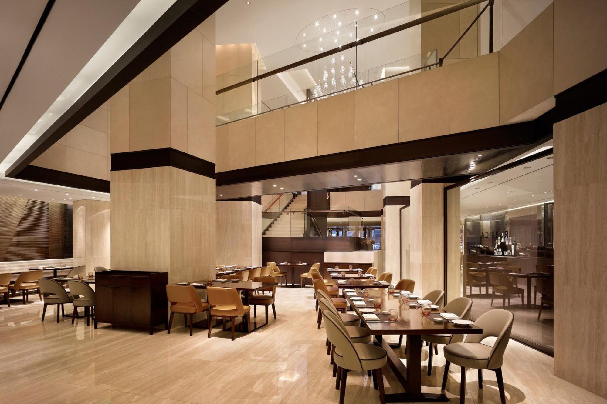 Hotel Westin Josun 5*